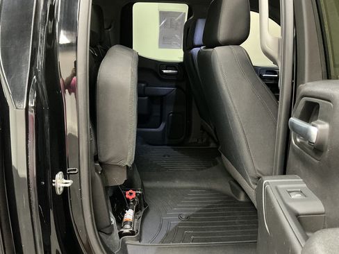 Used 2019 Chevrolet Silverado 1500 Custom w/ Trailering Package AWD/4WD image 29