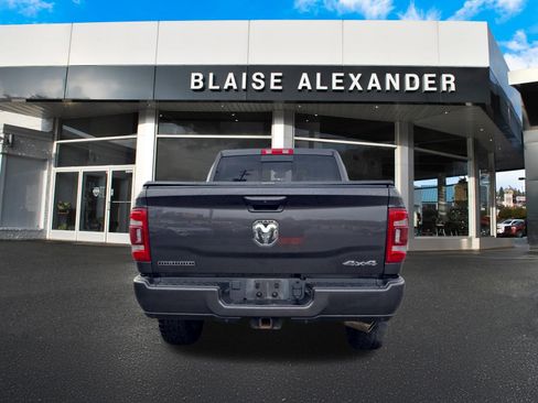 Used 2022 RAM 2500 Big Horn w/ Level C Equiment Group AWD/4WD image 4