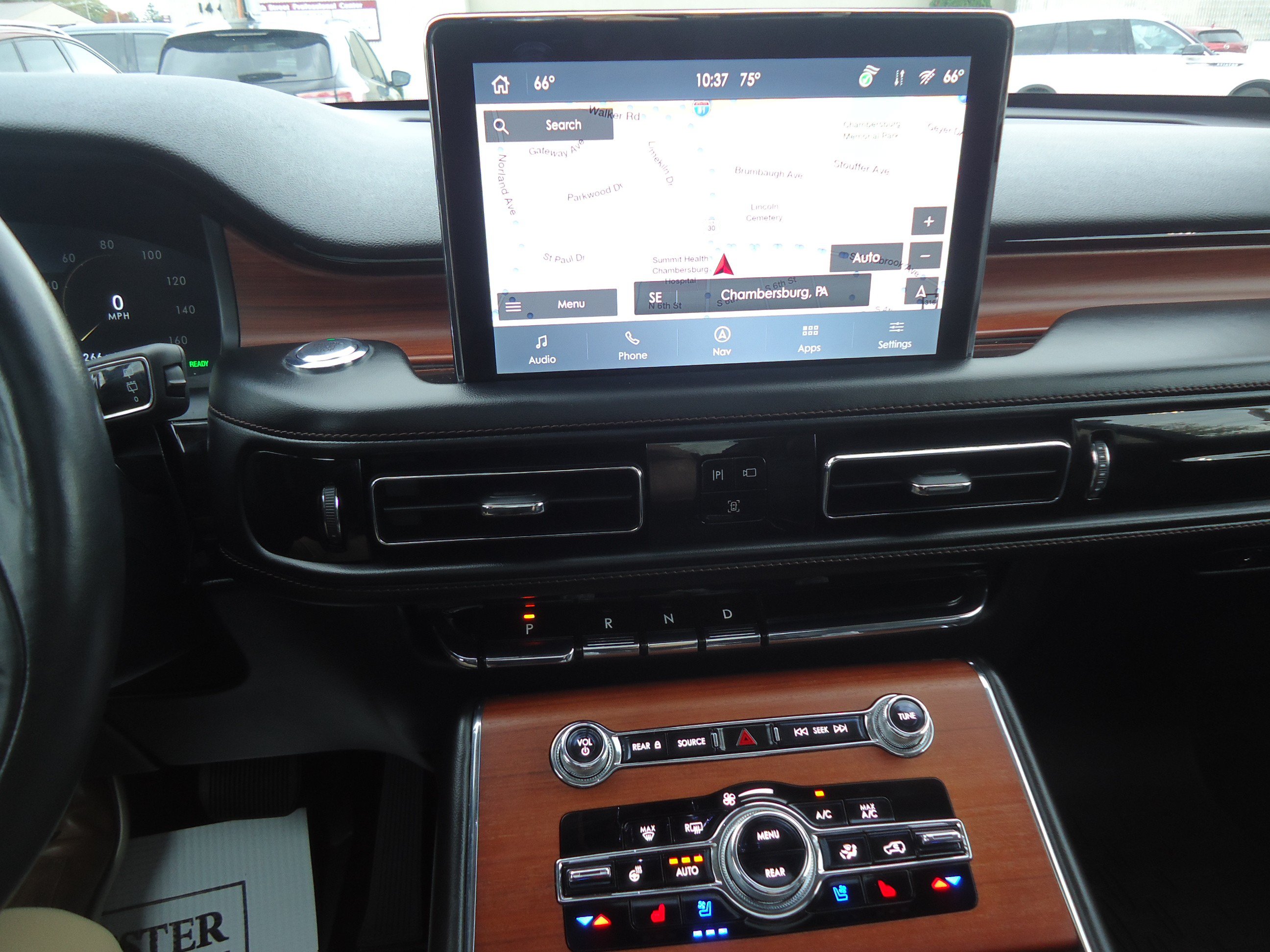 Used 2021 Lincoln Aviator Grand Touring w/ Equipment Group 302A AWD/4WD image 16