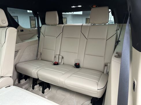 Used 2021 Cadillac Escalade Premium Luxury w/ Driver Assist Tech Package image 29