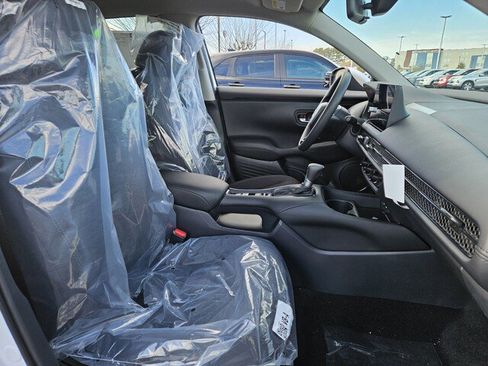 New 2026 Honda HR-V LX image 12