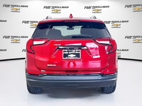 Used 2023 GMC Terrain SLE w/ Driver Convenience Package FWD image 6