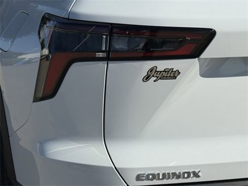 New 2026 Chevrolet Equinox LT w/ Convenience Package II image 6