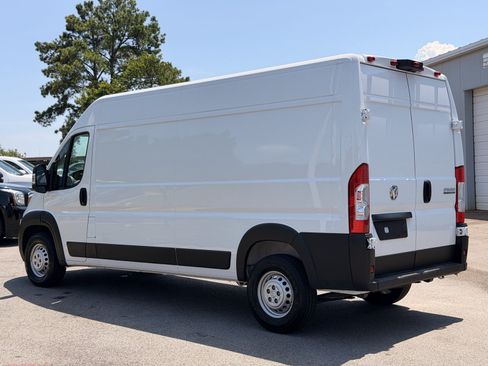 Used 2026 RAM ProMaster 2500 w/ Convenience Group FWD image 10