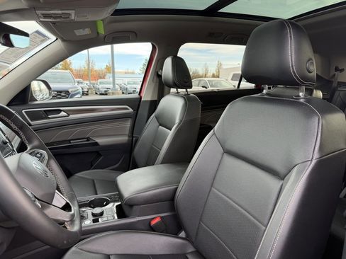 Used 2021 Volkswagen Atlas SEL image 14