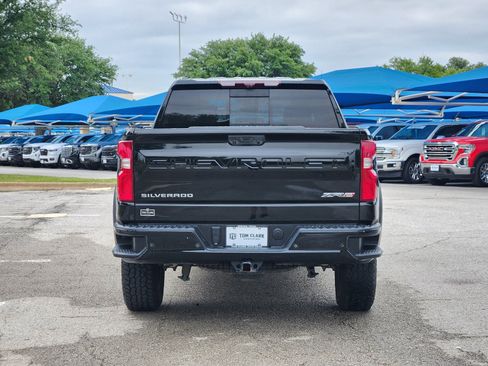 Used 2022 Chevrolet Silverado 1500 ZR2 w/ Technology Package AWD/4WD image 33