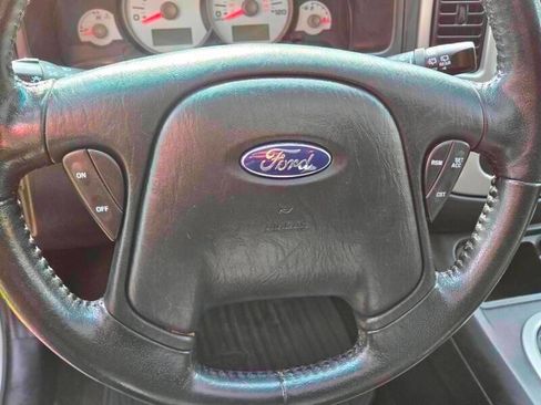 Used 2007 Ford Escape Limited image 14