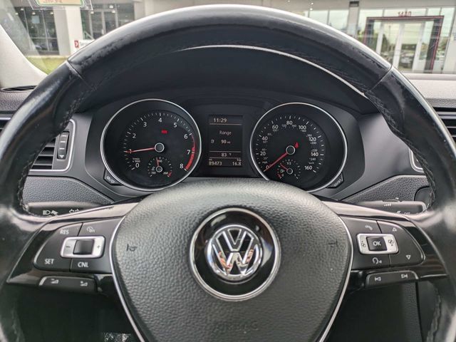 Used 2017 Volkswagen Jetta SE FWD image 23