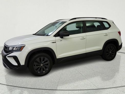 Used 2022 Volkswagen Taos S w/ IQ Drive S Package FWD image 4