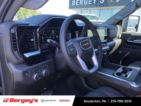 New 2026 GMC Sierra 3500 SLT w/ SLT Premium Package image 11