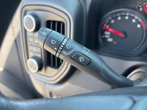 Used 2022 Chevrolet Silverado 1500 Custom image 14