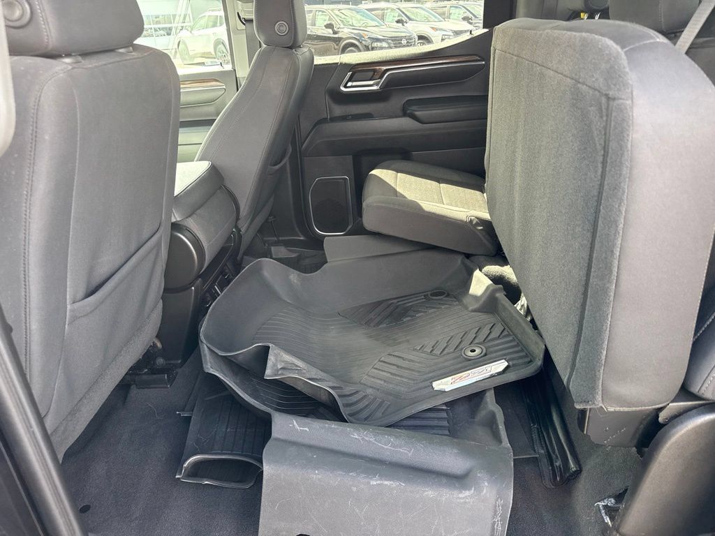 Certified 2024 Chevrolet Silverado 1500 LT AWD/4WD image 31