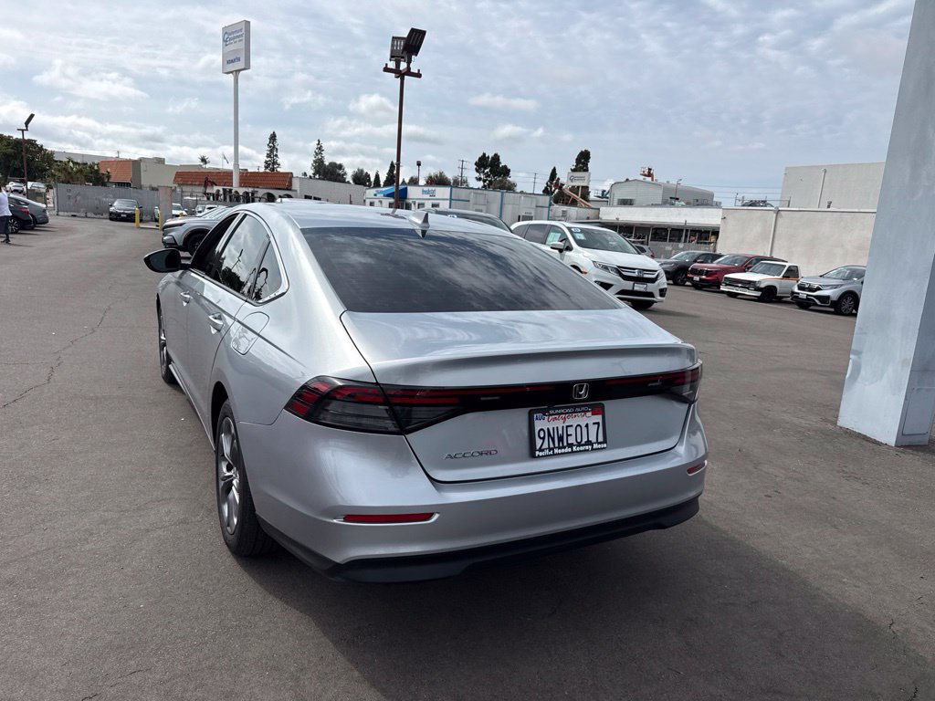 Used 2024 Honda Accord EX image 3