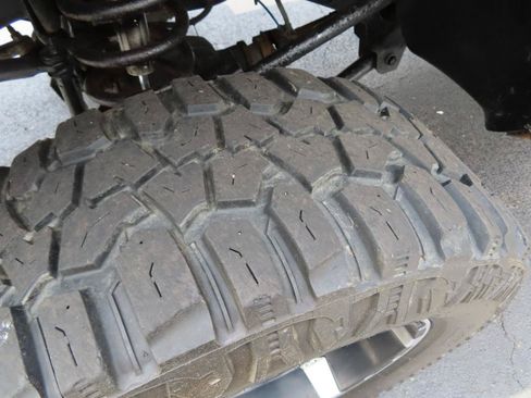 Used 2006 Dodge Ram 2500 Truck Laramie AWD/4WD image 9