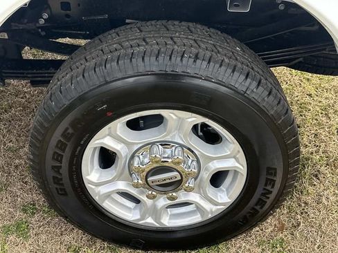 New 2026 Ford F350 XLT image 14