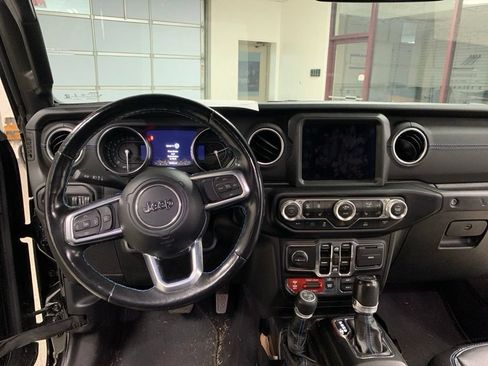 Used 2021 Jeep Wrangler Unlimited Rubicon 4xe w/ Steel Bumper Group AWD/4WD image 9