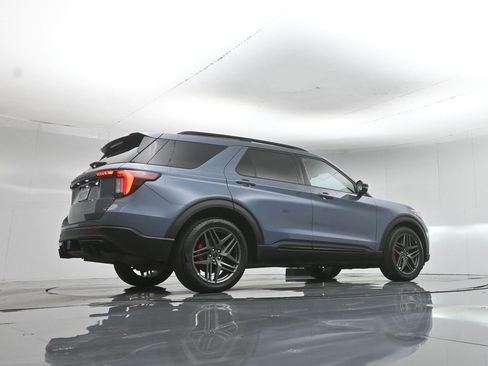 Used 2025 Ford Explorer ST w/ Sun And Sound Package AWD/4WD image 52