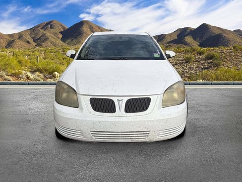 Used 2009 Pontiac G5 FWD image 6