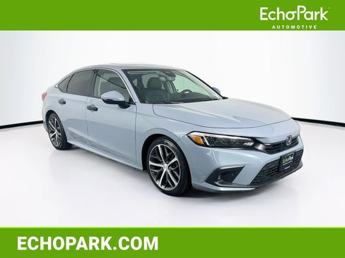 Used 2023 Honda Civic Touring image 1
