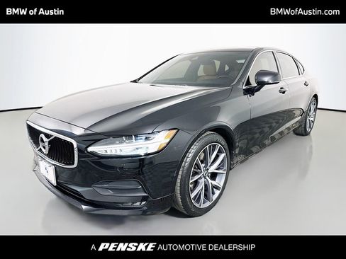 Used 2018 Volvo S90 T5 Momentum w/ Momentum Plus Package FWD image 1
