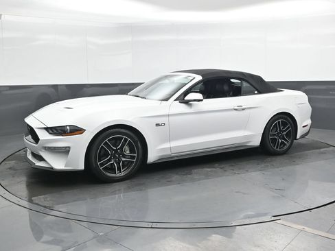 Used 2018 Ford Mustang GT Premium RWD image 8
