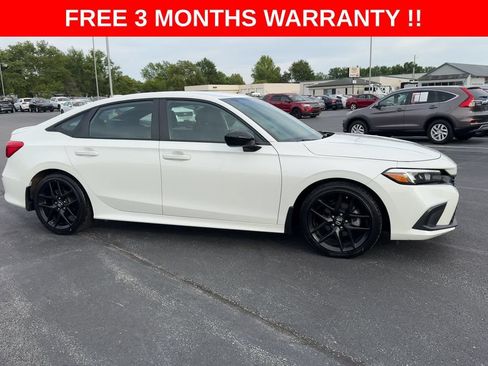 Used 2023 Honda Civic Sport image 9