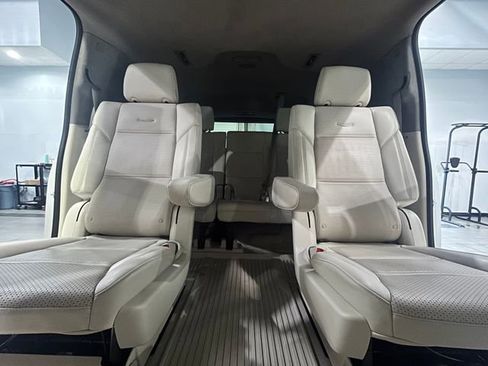 Used 2024 Cadillac Escalade ESV Sport Platinum w/ LPO, Floor Liner Package image 28
