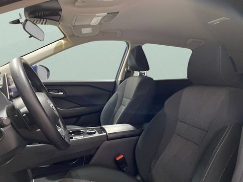 Certified 2024 Nissan Rogue SV AWD/4WD image 22