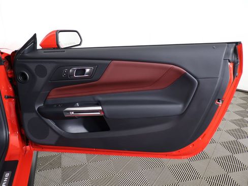 Used 2025 Ford Mustang GT Premium RWD image 25