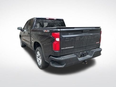 Used 2022 Chevrolet Silverado 1500 RST image 3