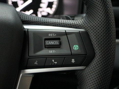 New 2026 Mitsubishi Outlander SE image 10