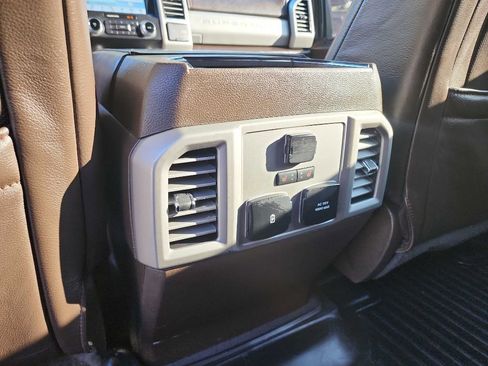 Used 2019 Ford F250 King Ranch w/ Chrome Package image 35