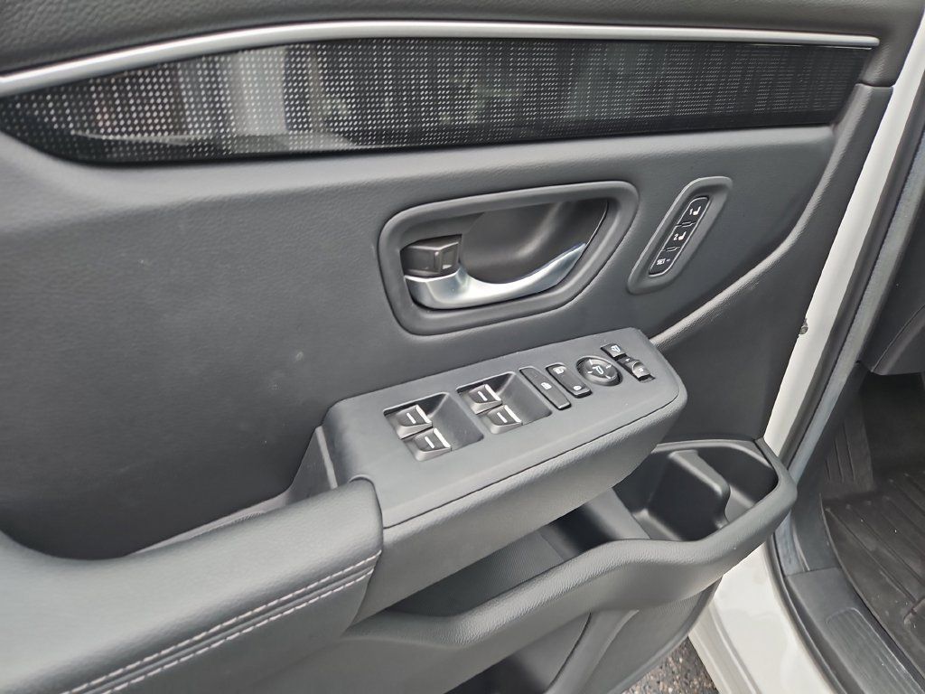 Used 2024 Honda Pilot Elite image 25