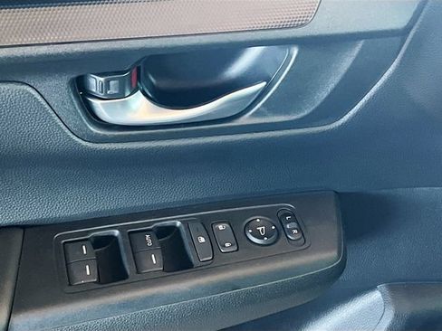 Used 2024 Honda CR-V LX image 12