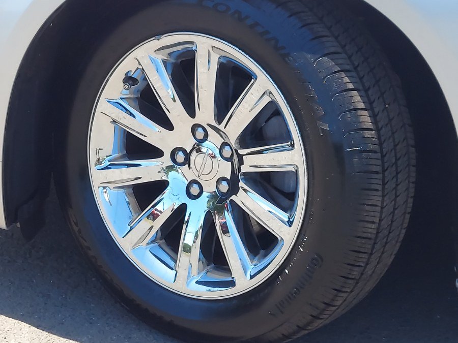 Used 2012 Chrysler 300 Limited RWD image 17