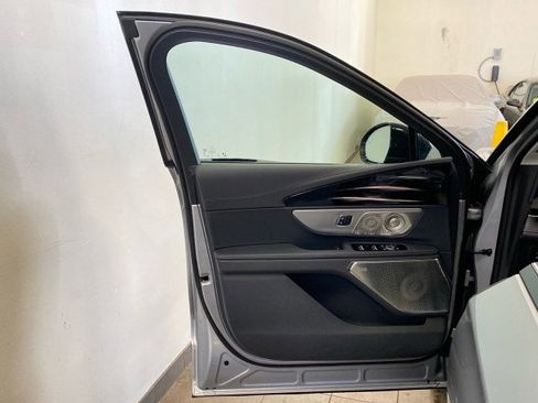 New 2026 Lincoln Nautilus Reserve image 9