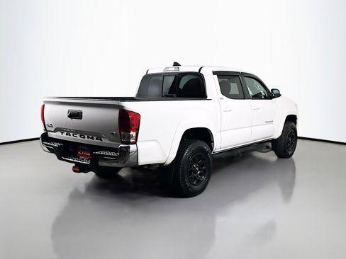 Used 2020 Toyota Tacoma SR5 image 5