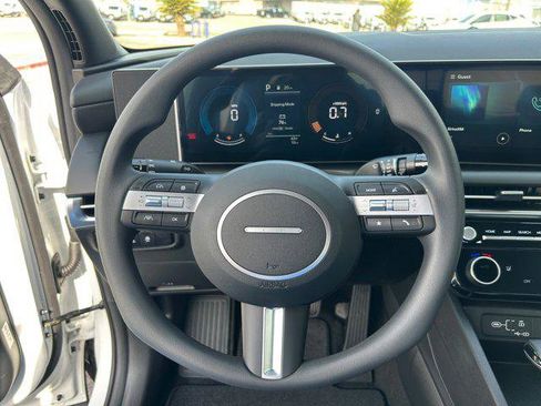 New 2026 Hyundai Santa Cruz SEL FWD image 16