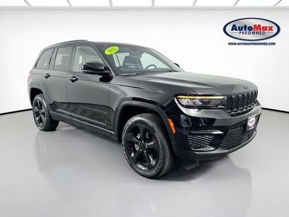 Used 2022 Jeep Grand Cherokee Altitude