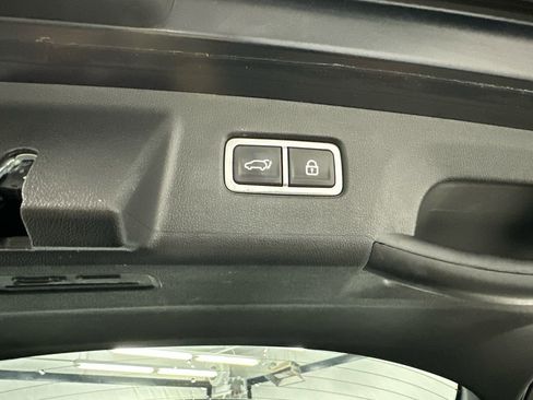 Used 2023 Kia Sorento SX Prestige AWD/4WD image 21