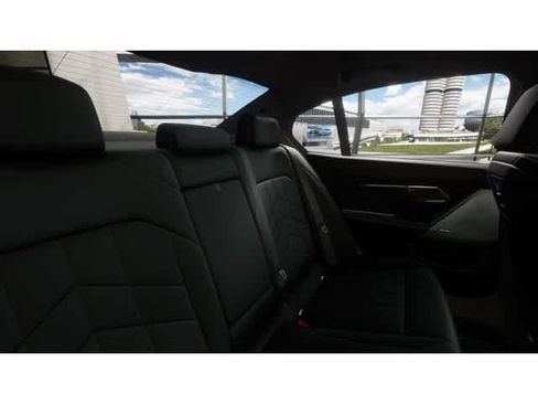 New 2026 BMW i5 eDrive40 w/ Convenience Package image 12