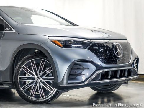 Used 2023 Mercedes-Benz EQE 500 4MATIC SUV image 2