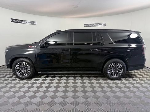 Used 2026 Chevrolet Suburban Z71 w/ Z71 Off-Road Package AWD/4WD image 3