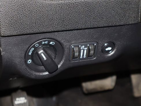 Used 2022 Dodge Charger SXT image 23