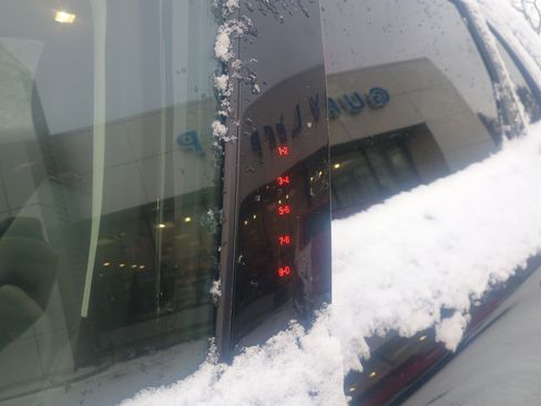 Used 2022 Ford Escape SEL w/ Technology Package image 5