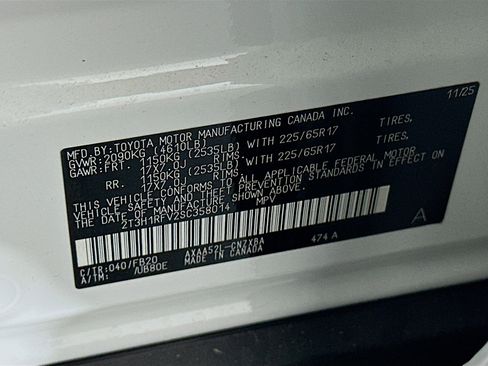 Used 2025 Toyota RAV4 LE image 12