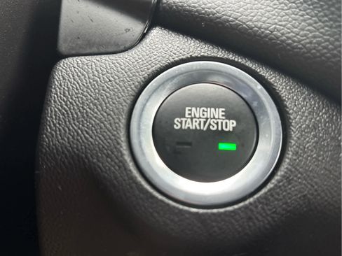 Certified 2024 Chevrolet Equinox LT w/ LPO, Floor Liner Package image 19