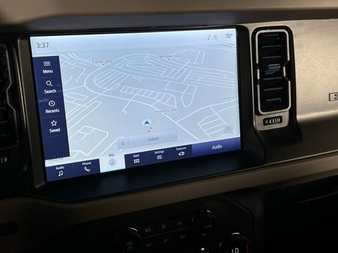 Used 2023 Ford Bronco Wildtrak image 21