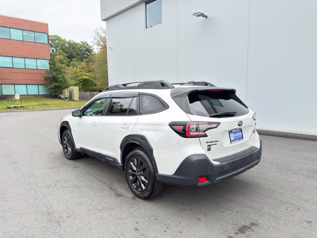 Used 2024 Subaru Outback Onyx Edition XT AWD/4WD image 9