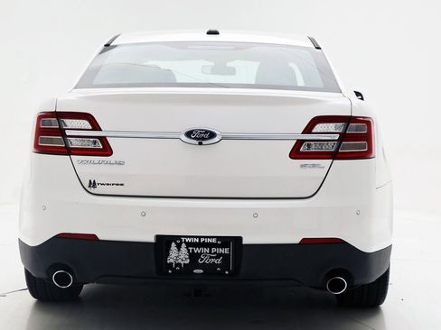 Used 2013 Ford Taurus SEL image 8